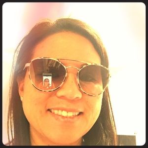 Meet your Posher, Lisa